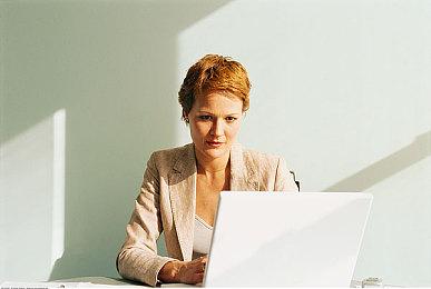 为彻底澄清 蓝盒责任人不惜透露《遗弃》剧情